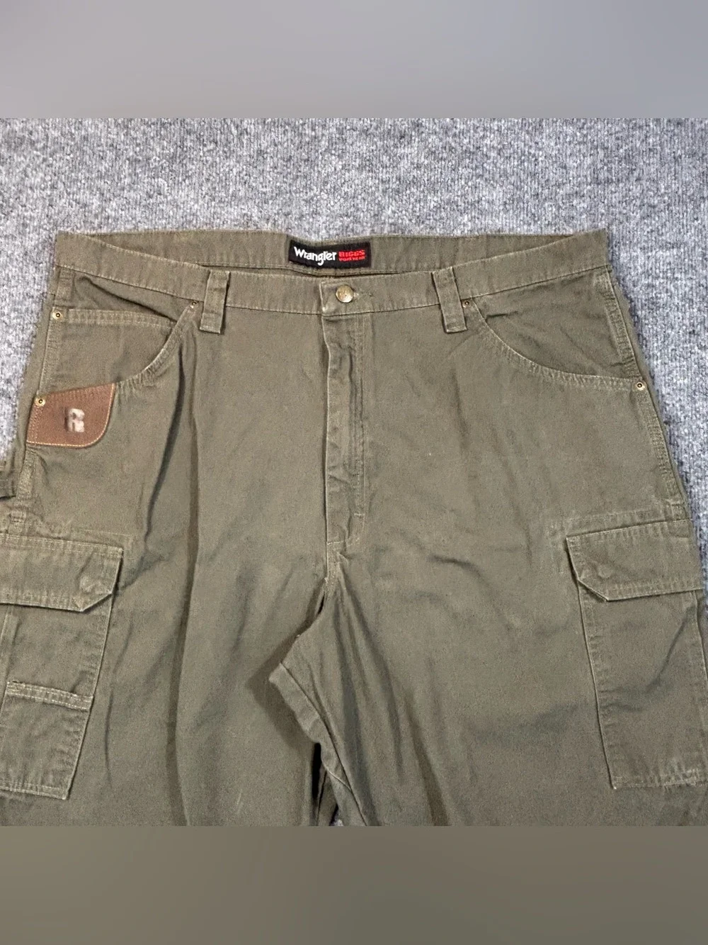 Wrangler RIGGS Workwear Carpenter Ripstop Shorts Mens 42 Green Canvas Cargo Duty